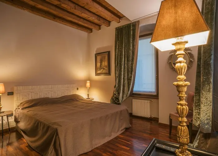 Napule...E Apartments